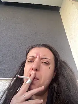 bunnythetailor online show from June 16, 5:32 am