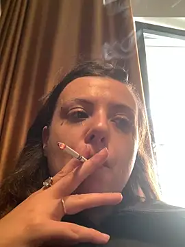 bunnythetailor online show from July 22, 3:48 pm