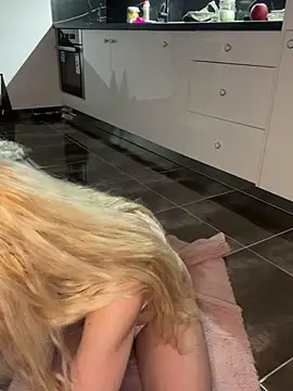 Snapshot of BabyBell69 chatting on March 12, 11:44 pm BabyBell69 online show from March 12, 11:44 pm