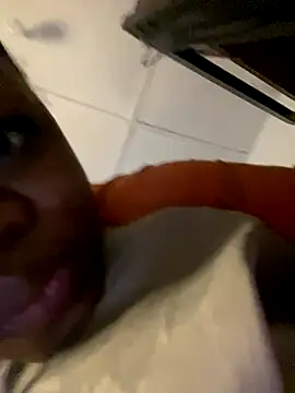 Boneca25 online show from November 25, 5:29 am