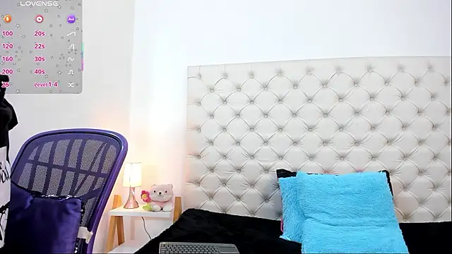 esmeralda06 online show from February 16, 12:45 pm