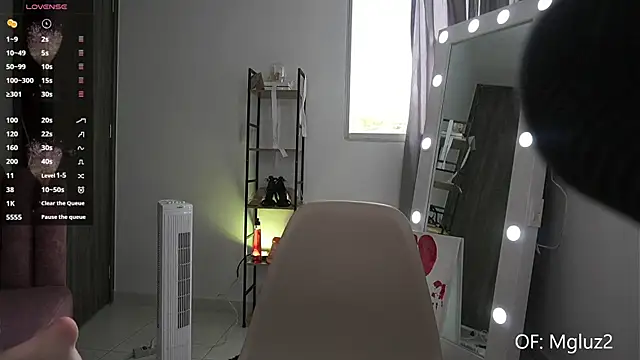 Megancute2  online show from February 16, 7:32 pm