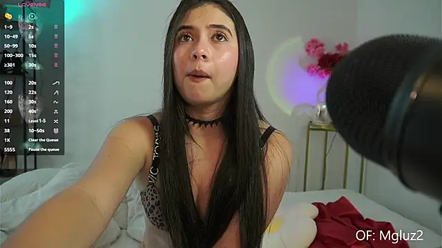 Megancute2  online show from July 10, 7:49 pm