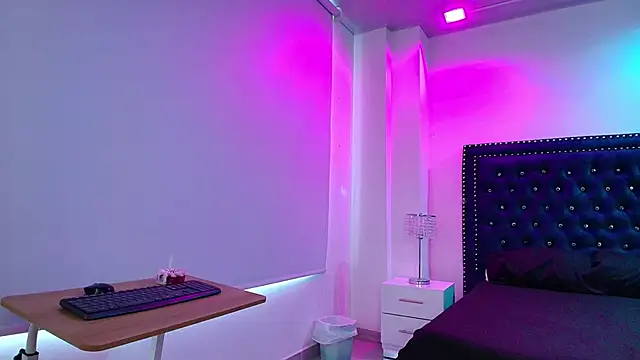 Milu ballmer online show from November 5, 6:19 pm