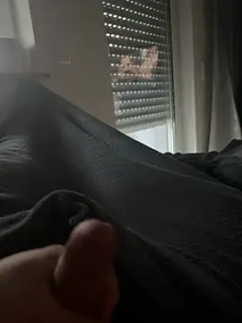 denjo111 online show from February 27, 4:18 pm