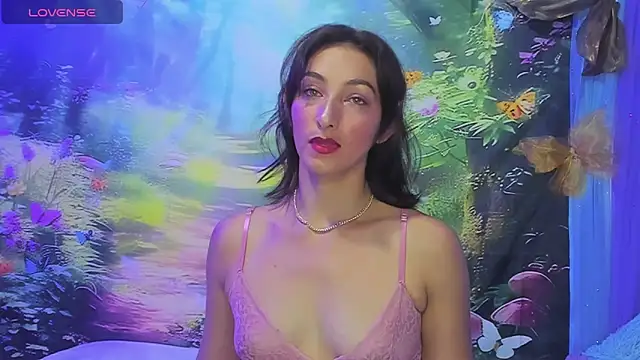 Snapshot of vicky__skinny_1 chatting on November 4, 4:00 am vicky skinny 1 online show from November 4, 4:00 am
