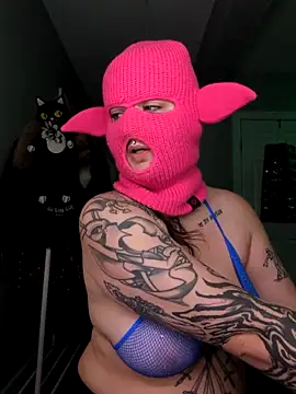 Snapshot of goblingirl888 chatting on September 16, 9:10 am goblingirl888 online show from September 16, 9:10 am