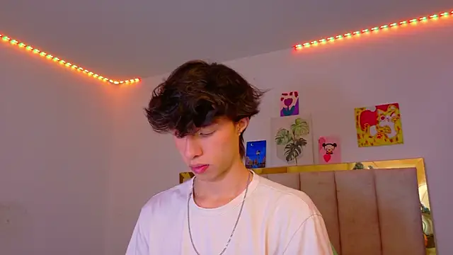 Juanmres online show from July 28, 5:12 pm