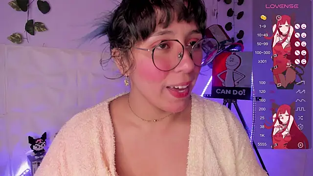 Snapshot of Ludovica6669 chatting on February 1, 9:51 pm Ludovica6669 online show from February 1, 9:51 pm