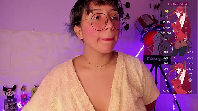 Snapshot of Ludovica6669 chatting on February 7, 5:40 pm Ludovica6669 online show from February 7, 5:40 pm