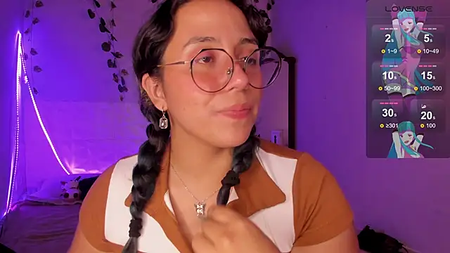 Snapshot of Ludovica6669 chatting on March 12, 3:13 am Ludovica6669 online show from March 12, 3:13 am