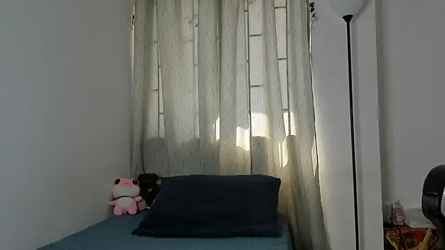 viankaa miller online show from November 20, 5:56 pm