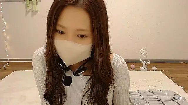 hinano JP online show from October 12, 12:20 am