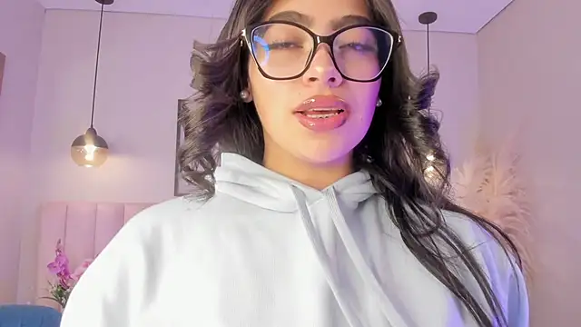 Zoe Banks  online show from September 14, 12:48 pm
