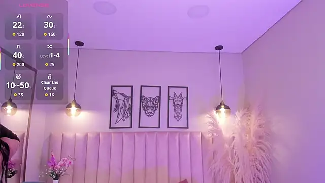 Zoe Banks  online show from September 17, 12:51 pm