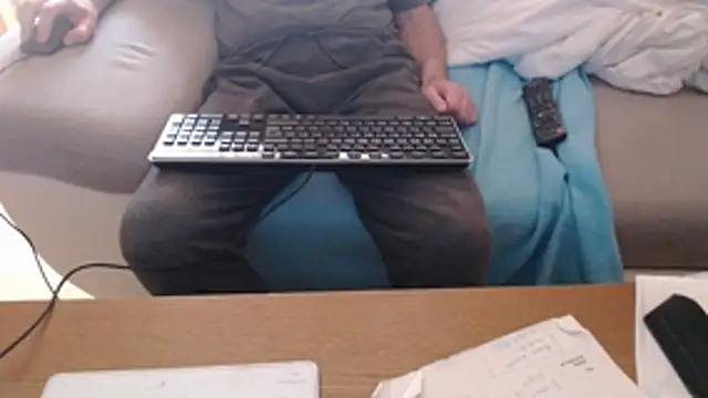 Snapshot of joachimheiss chatting on March 25, 9:59 am joachimheiss online show from March 25, 9:59 am