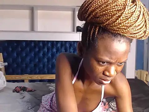 Snapshot of YoungDiva69 chatting on February 1, 7:34 pm YoungDiva69 online show from February 1, 7:34 pm