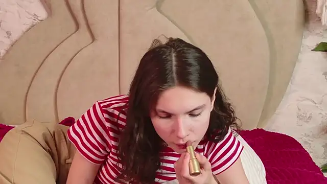 GIGI DAV online show from February 10, 5:58 am