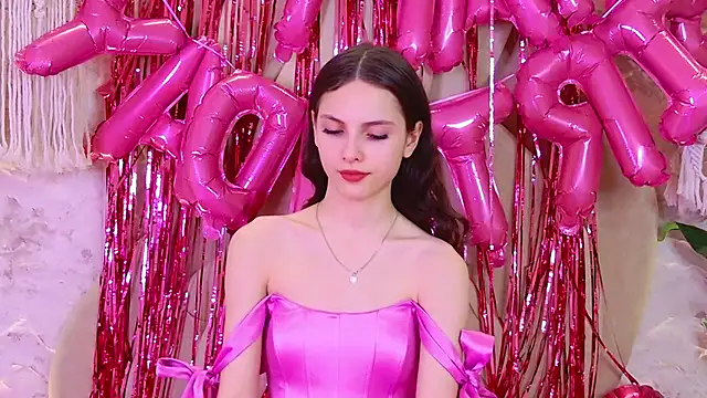 GIGI DAV online show from February 15, 6:02 am