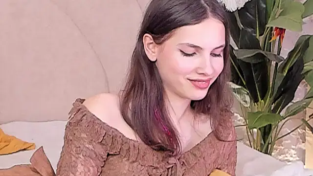 GIGI DAV online show from March 15, 4:43 pm