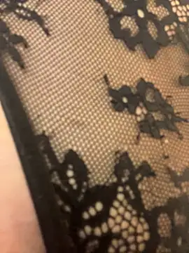 Snapshot of Jay_wlls chatting on December 2, 10:49 pm Jay wlls online show from December 2, 10:49 pm