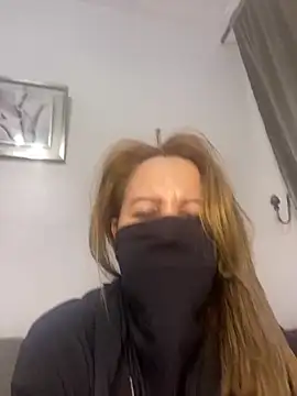 A-mal5 online show from March 9, 8:21 pm