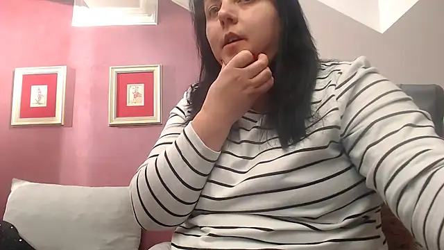 Snapshot of Wetandnaughtyxx chatting on February 27, 9:42 am Wetandnaughtyxx online show from February 27, 9:42 am