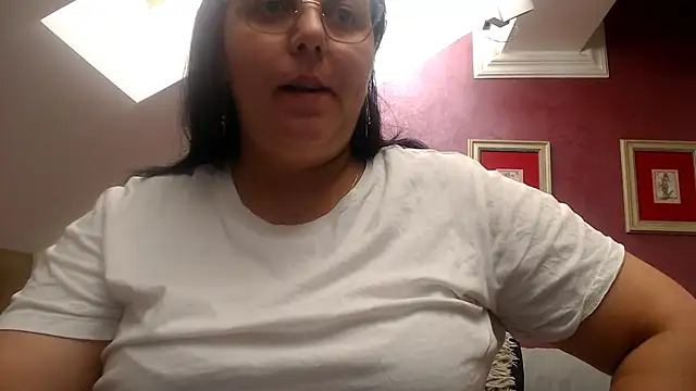 Wetandnaughtyxx online show from June 16, 7:33 am