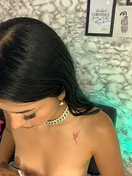 Miss karol online show from February 7, 6:11 pm