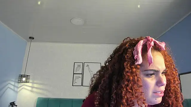 ninna curly online show from March 13, 3:35 am