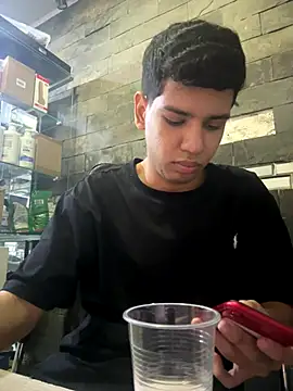 Santiago-Thompson online show from December 20, 9:33 pm