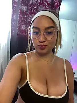 Iam Cassi online show from February 20, 9:09 pm