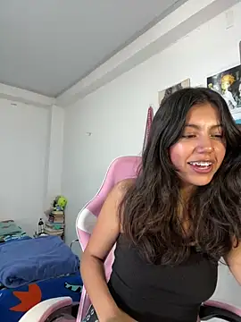 Snapshot of LiLy_kIndly chatting on May 10, 7:52 pm LiLy kIndly online show from May 10, 7:52 pm