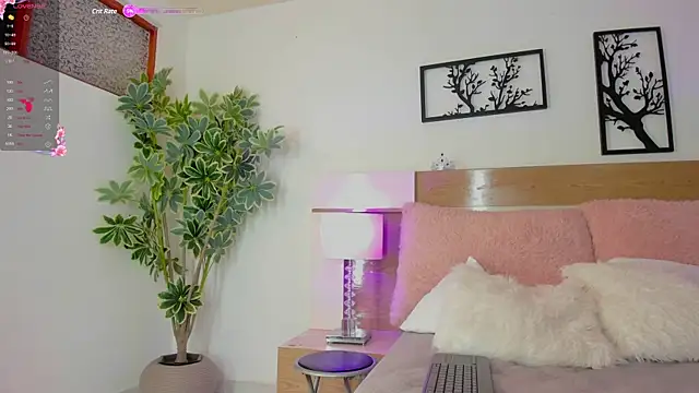 meggan jade online show from March 19, 2:37 am