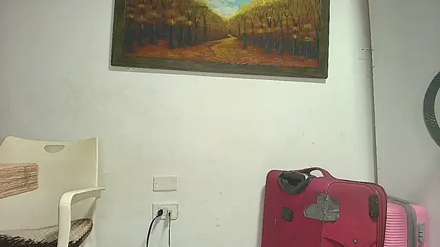 Alaiapink online show from October 2, 2:24 pm