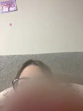 DearAlise online show from June 27, 11:37 am
