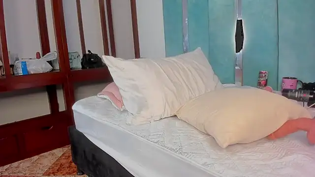 Annita001 online show from December 2, 7:42 pm