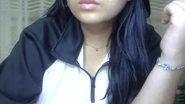 Snapshot of undressed_princesss chatting on May 29, 7:17 am undressed princesss online show from May 29, 7:17 am