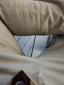 xmanrawan2 online show from February 19, 11:38 am