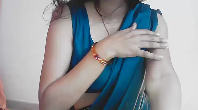 Snapshot of kajal__bhabhi_ chatting on February 10, 5:41 pm kajal bhabhi online show from February 10, 5:41 pm