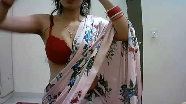 Snapshot of kajal__bhabhi_ chatting on December 22, 5:10 pm kajal bhabhi online show from December 22, 5:10 pm