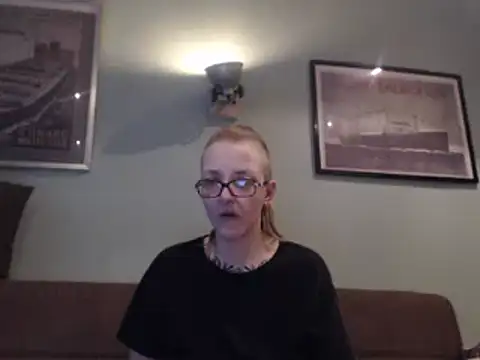 Astrid-Gilbert online show from February 14, 6:08 pm