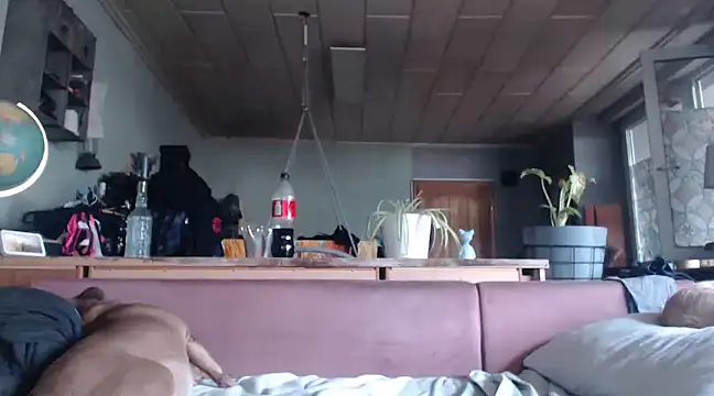 Astrid-Gilbert online show from February 21, 7:56 am