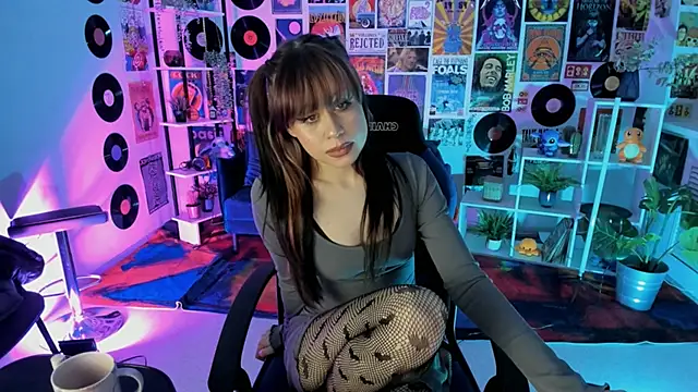 MisaPage online show from March 2, 9:01 pm