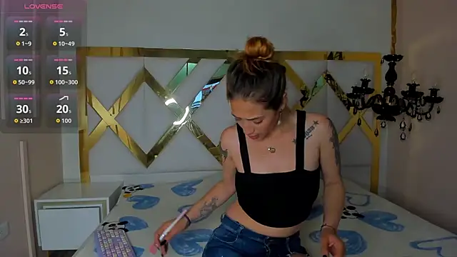 Snapshot of zoe_taylorr1 chatting on September 16, 4:02 am zoe taylorr1 online show from September 16, 4:02 am