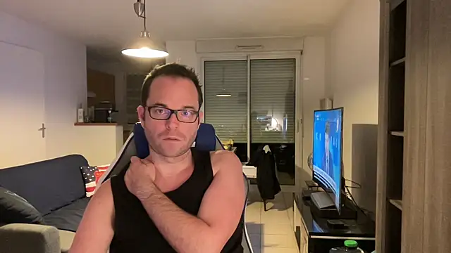 Snapshot of Funnyjul31 chatting on February 16, 6:21 pm Funnyjul31 online show from February 16, 6:21 pm