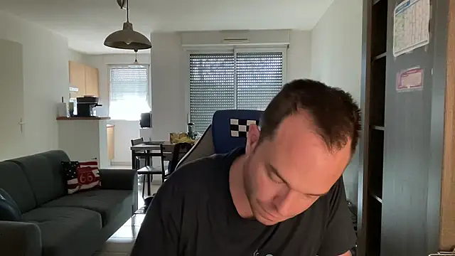 Snapshot of Funnyjul31 chatting on March 9, 3:16 pm Funnyjul31 online show from March 9, 3:16 pm