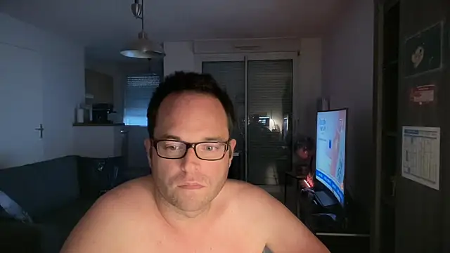Snapshot of Funnyjul31 chatting on March 23, 6:12 pm Funnyjul31 online show from March 23, 6:12 pm