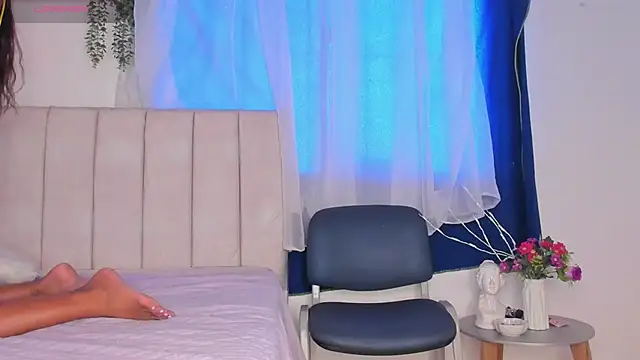 alice guzman1 online show from October 1, 4:13 pm