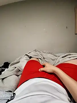 Snapshot of ElCastigador09 chatting on February 26, 4:56 pm ElCastigador09 online show from February 26, 4:56 pm